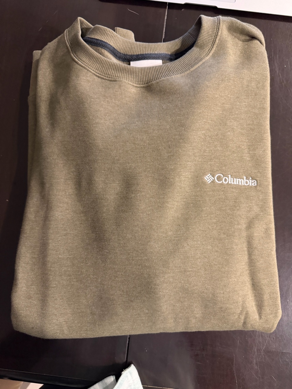 NWT Columbia Olive Green Crewneck Sweatshirt